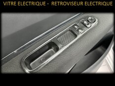 PEUGEOT 3008 1.6 ESSENCE GARANTIE 1 AN CTOK 5999€ TTC PEUGEOT 3008 1.6 ESSENCE GARANTIE 1 AN CTOK 5999€ TTC