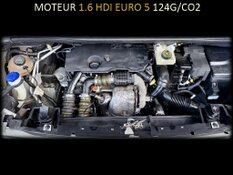 PEUGEOT 5008 1.6 HDI GARANTIE 1 AN CTOK 6499€ TTC