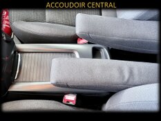 PEUGEOT 5008 1.6 HDI GARANTIE 1 AN CTOK 6499€ TTC