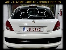PEUGEOT 207+ 1.4 ESSENCE GARANTIE 1 AN CTOK 4999€