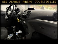 CHEVROLET SPARK 1.0 ESSENCE GARANTIE 1 AN CTOK 3499€