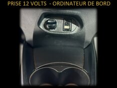 TOYOTA YARIS 1.3 ESSENCE GARANTIE 1 AN CTOK 7499€