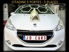 PEUGEOT 208 1.2 ESSENCE AUTOMATIQUE GARANTIE 1 AN CTOK 5999€