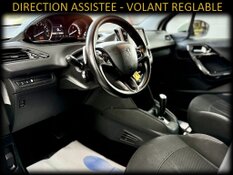 PEUGEOT 208 1.2 ESSENCE AUTOMATIQUE GARANTIE 1 AN CTOK 5999€