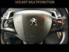 PEUGEOT 208 1.2 ESSENCE AUTOMATIQUE GARANTIE 1 AN CTOK 5999€