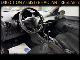 PEUGEOT 206+ 1.1 ESSENCE GARANTIE 1 AN CTOK 4499€