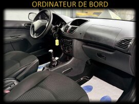 PEUGEOT 206+ 1.1 ESSENCE GARANTIE 1 AN CTOK 4499€