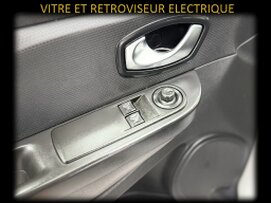 RENAULT CLIO BREAK 1.2 ESSENCE GARANTIE 1 AN CTOK 7499€