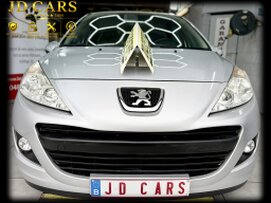 PEUGEOT 207+ 1.4 ESSENCE GARANTIE 1 AN CTOK 4499€