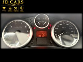 PEUGEOT 207+ 1.4 ESSENCE GARANTIE 1 AN CTOK 4499€