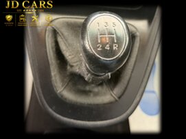 HYUNDAI I10 1.1 ESSENCE GARANTIE 1 AN CTOK 2999€