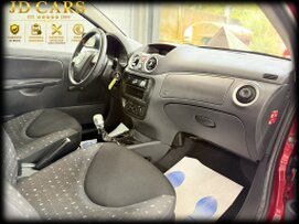 CITROËN C2 1.1 ESSENCE GARANTIE 1 AN CTOK 2799€