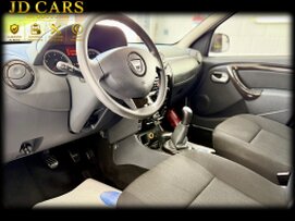 DACIA DUSTER 1.6 ESSENCE 31MKM GARANTIE 1 AN CTOK 7499€