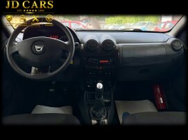 DACIA DUSTER 1.6 ESSENCE 31MKM GARANTIE 1 AN CTOK 7499€